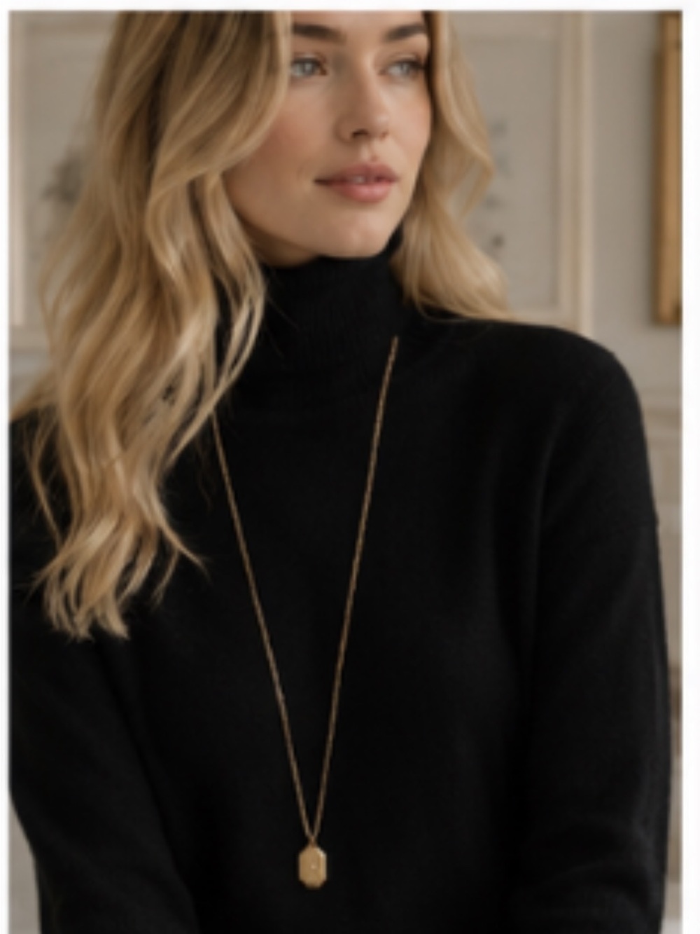 Stella & Dot Gold Pendant Necklace Old Money Quiet Luxury Minimalist
